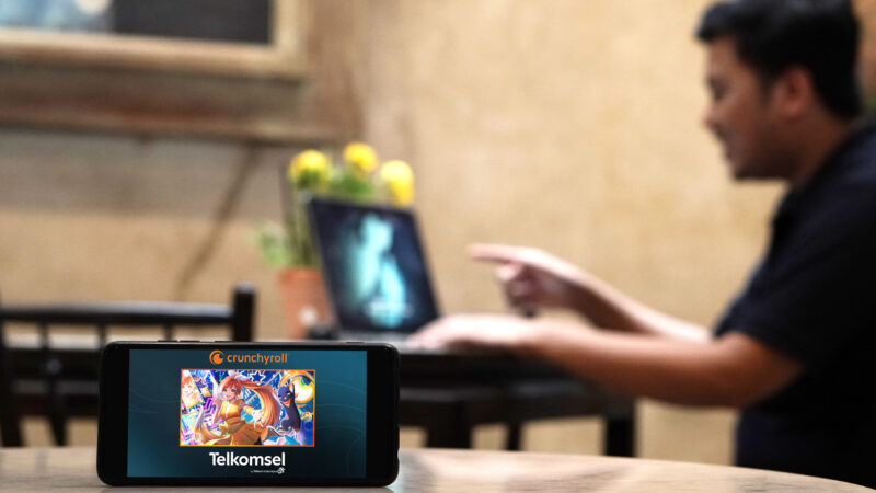 Telkomsel dan Crunchyroll Permudah Akses ke Konten Anime