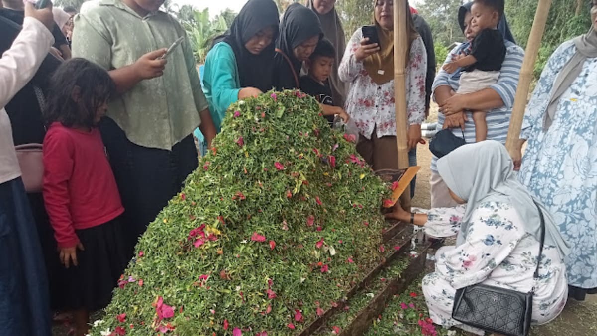 Makam Nia